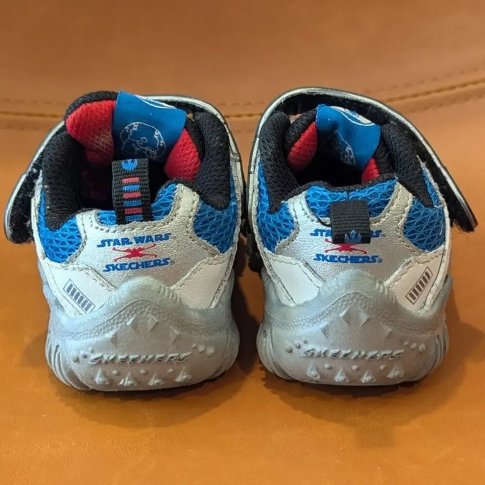 Skechers Star Wars R2-D2 Light Up Sneakers Silver Blue Size 5 Baby Infant Shoes